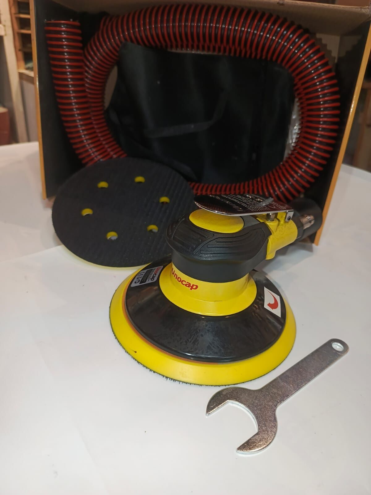 Unocap  Havalı Zımpara + Yedek Taban